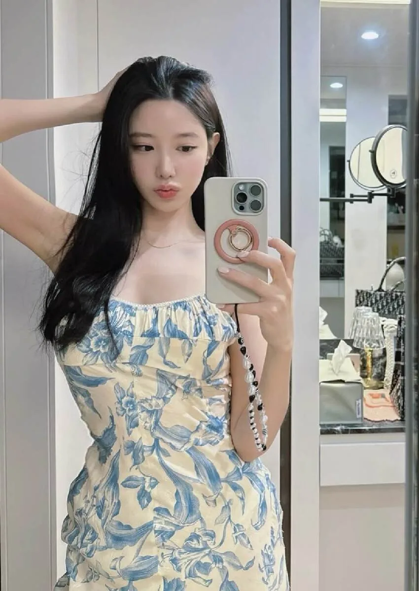 百萬女神腹部隆起!下秒舉動讓網全看哭 第 2 張