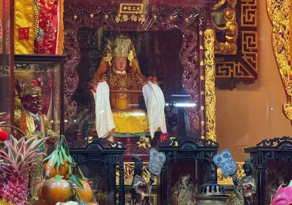 大甲鎮瀾宮天公爐突三度自響!媽祖抽出黑籤 預言這2地恐成下個震央 第 3 張