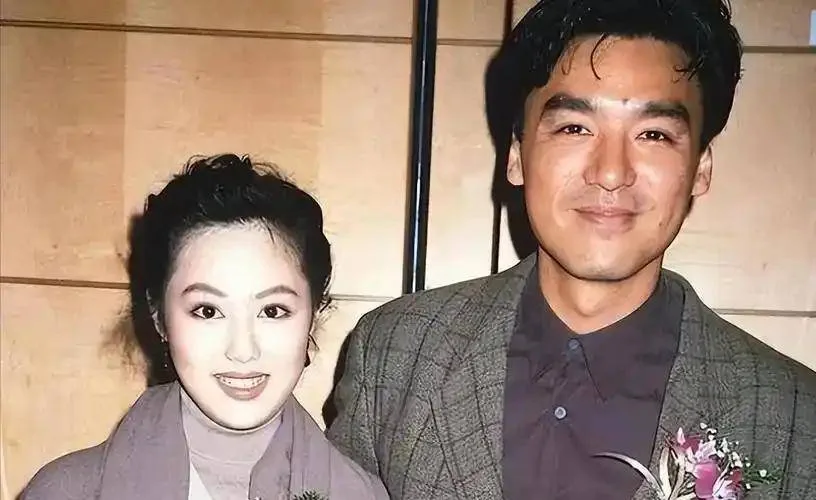 45歲還拍X片、敗光兩任億萬家產,62歲的她後悔嫁前夫 第 9 張