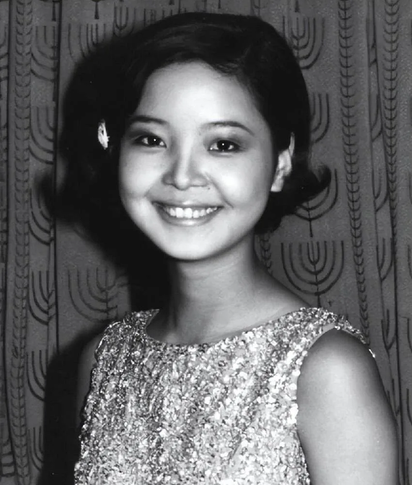 鄧麗君逝世28年後,三哥首度公開妹妹真正死因,台上淚崩 第 8 張