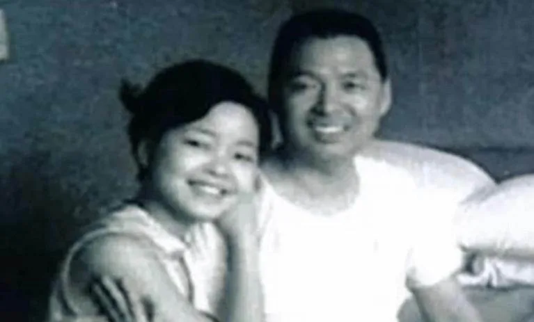 鄧麗君逝世28年後,三哥首度公開妹妹真正死因,台上淚崩 第 3 張