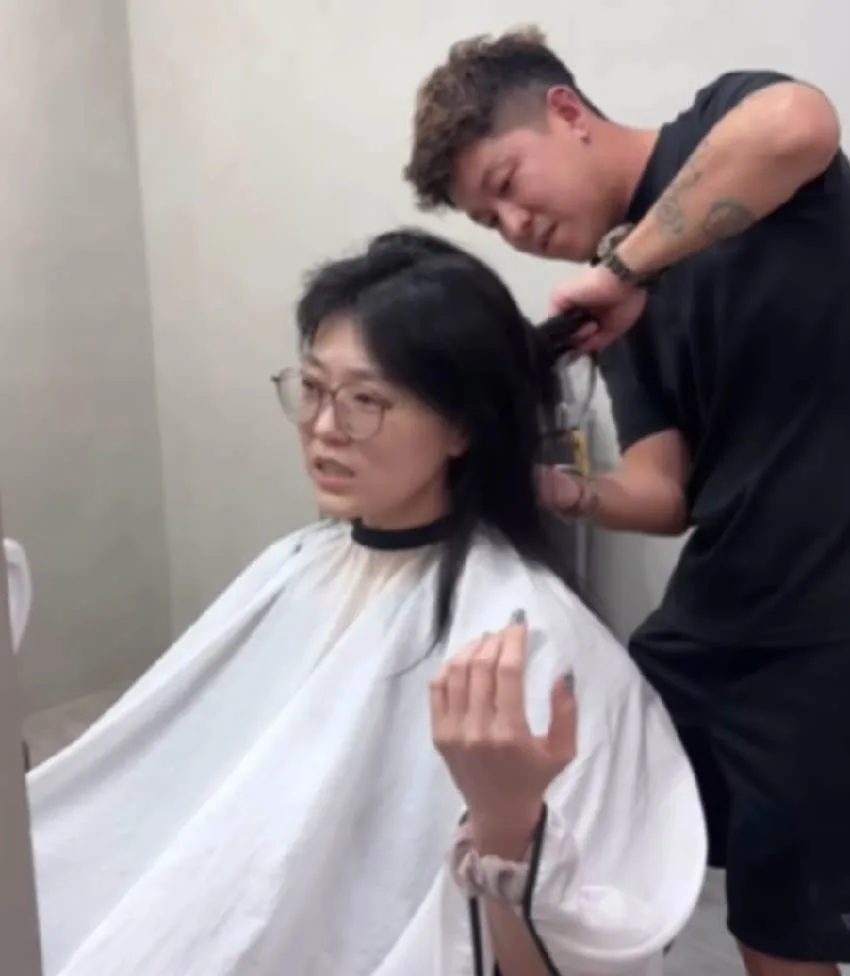 台語歌后陳盈潔驚傳剃平頭憔悴現身醫院 她親口證實：真的是我 第 5 張